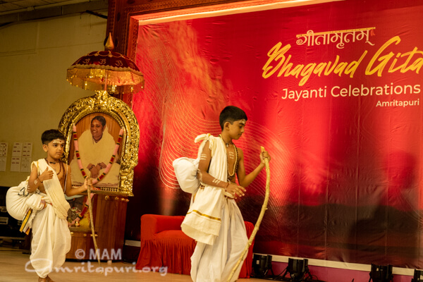 Gita Jayanthi 2022 Amritapuri 27