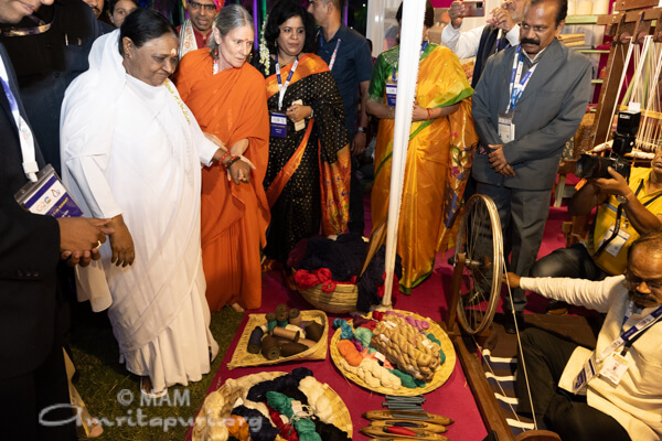 Amma Conferencia inaugural C 20 en Nagpur 05