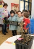 Entrega de árboles a niños en Segovia