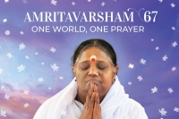 AmritaVarsham 67 – Un mundo, una oración