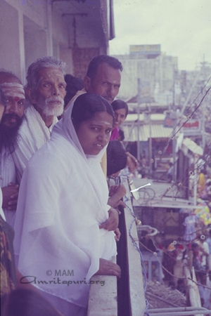 Primera visita de Amma a Tiruvannamalai: Memorias de 1982