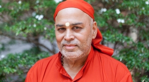 Satsang y coloquio virtual de Swami Dhayamritananda Puri