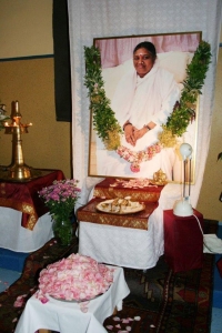 Celebración del Gurú Poornima en el Centro Amma en Piera (Barcelona).