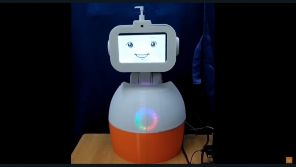 Hakksh-e: el robot que ensenya a rentar-se bé les mans