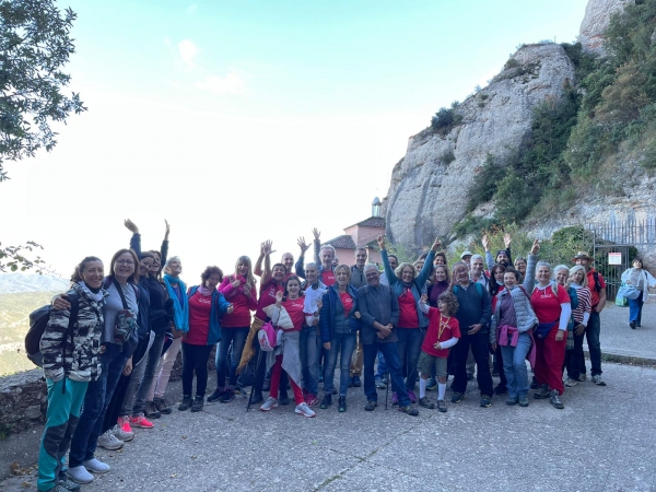 Encuentro de un grupo de devotos en Monserrat