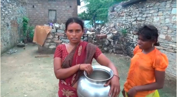 El esfuerzo de equipo lleva agua potable a un pueblo de India