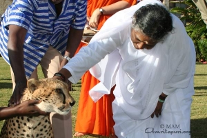 Amma visitará Kenia