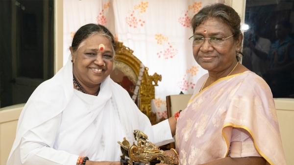 India’s Honourable President Droupadi Murmu visits Amma