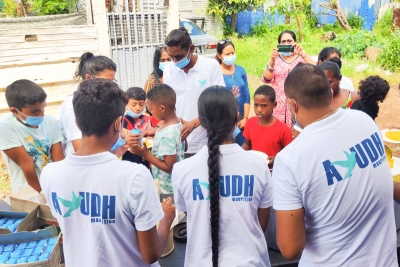 AYUDH Mauritius brings food to mothers and children in need